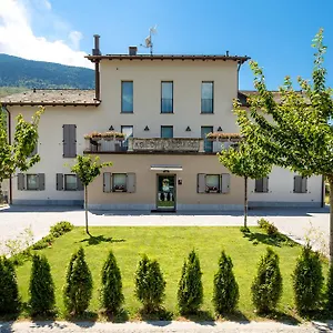 https://ostello-guicciardi.it-lombardy.com
